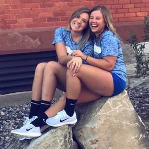 Meet your Posher, Karlee